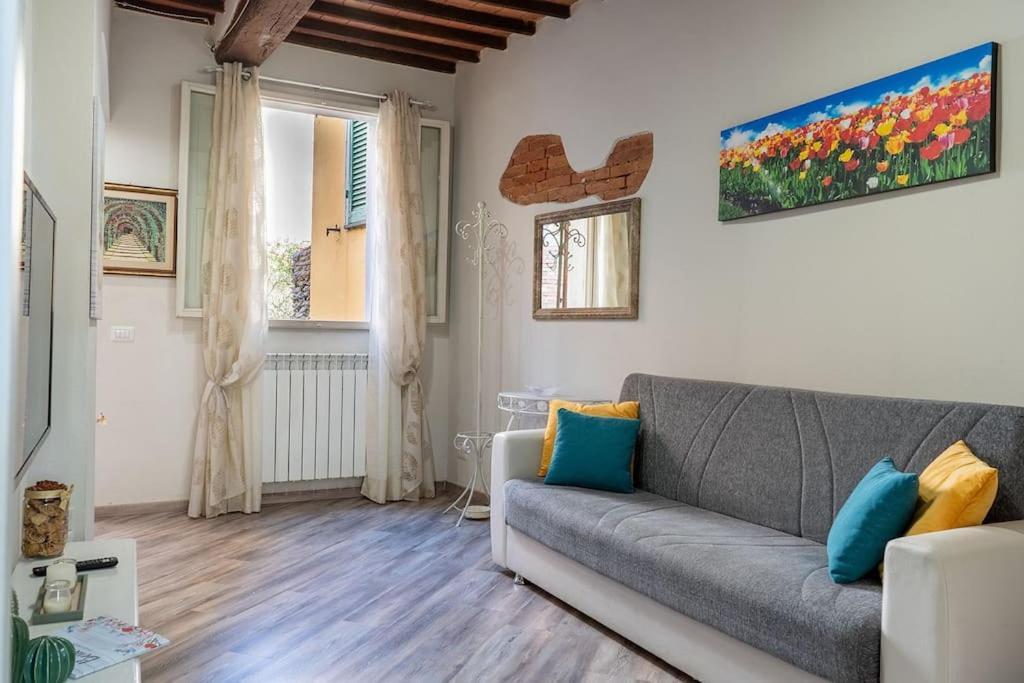 Casa Vacanze L'Angolo Fiorito Беттолле Экстерьер фото